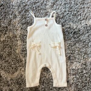 Jessica Simpson Soft Romper Overalls Bow Pocket Baby Girl 0-3 Months Waffle Knit